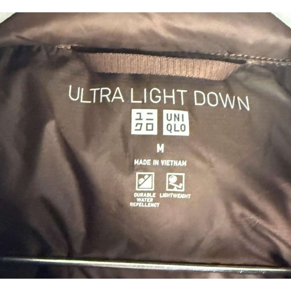 UNIQLO Ultra Light Down Vest Women M Brown Puffer Gorpcore Hiking Utility - Picture 3 of 6